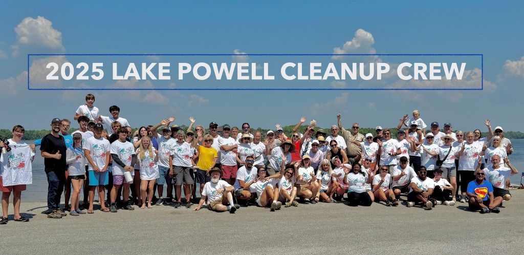 Group photo of cleanup participants.